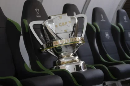 CBF sorteia mandos de campo das semifinais da Copa do Brasil
