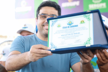Jeferson Andrade recebe título de Cidadão Canhobense durante passagem do programa “Sergipe é Aqui”