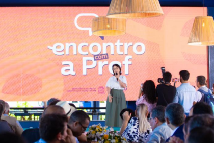 Prefeita Emília Corrêa convida a imprensa para divulgar o balanço do primeiro ano de gestão