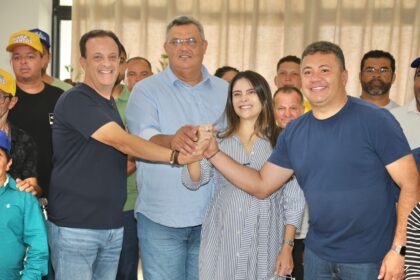 Apoio de prefeito e vereadores de Itabaianinha consolida base de André Moura no Centro-Sul