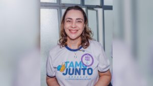 Durante o Tamo Junto, a secretária Débora Leite destacou a importância de ampliar o acesso ao DIU como parte das ações de cuidado e planejamento familiar