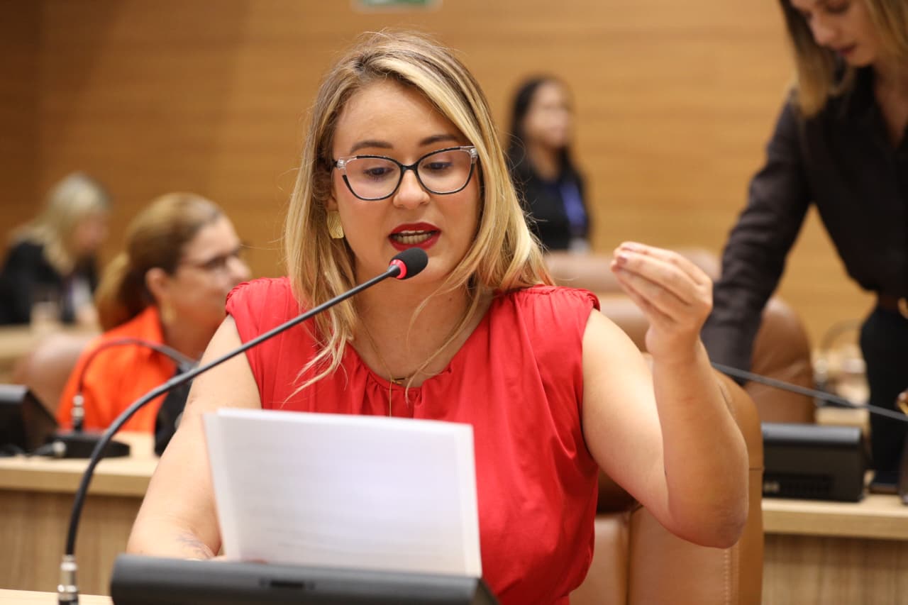 Após entrega de helicóptero e de centro de referência para trabalhadores de Segurança, Kitty Lima destaca investimentos do governo