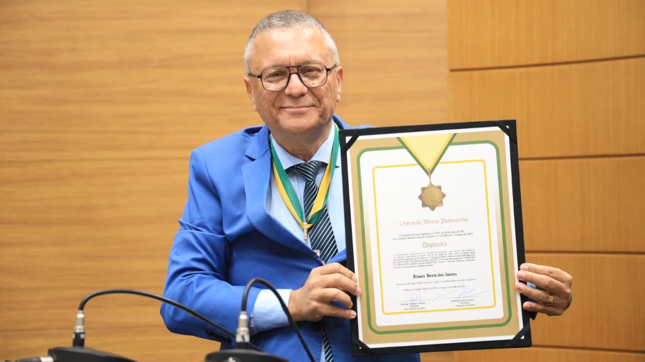 Assembleia Legislativa concede Medalha do Mérito Parlamentar a diretor da SSP
