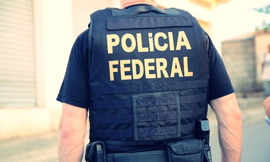 PF investiga suspeito por obtenção irregular de registro de arma de fogo