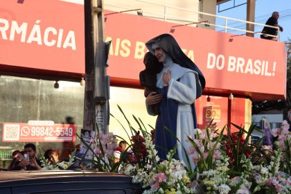 André Moura realiza Romaria de Santa Dulce dos Pobres com fé e emoção, no município de Itabaiana