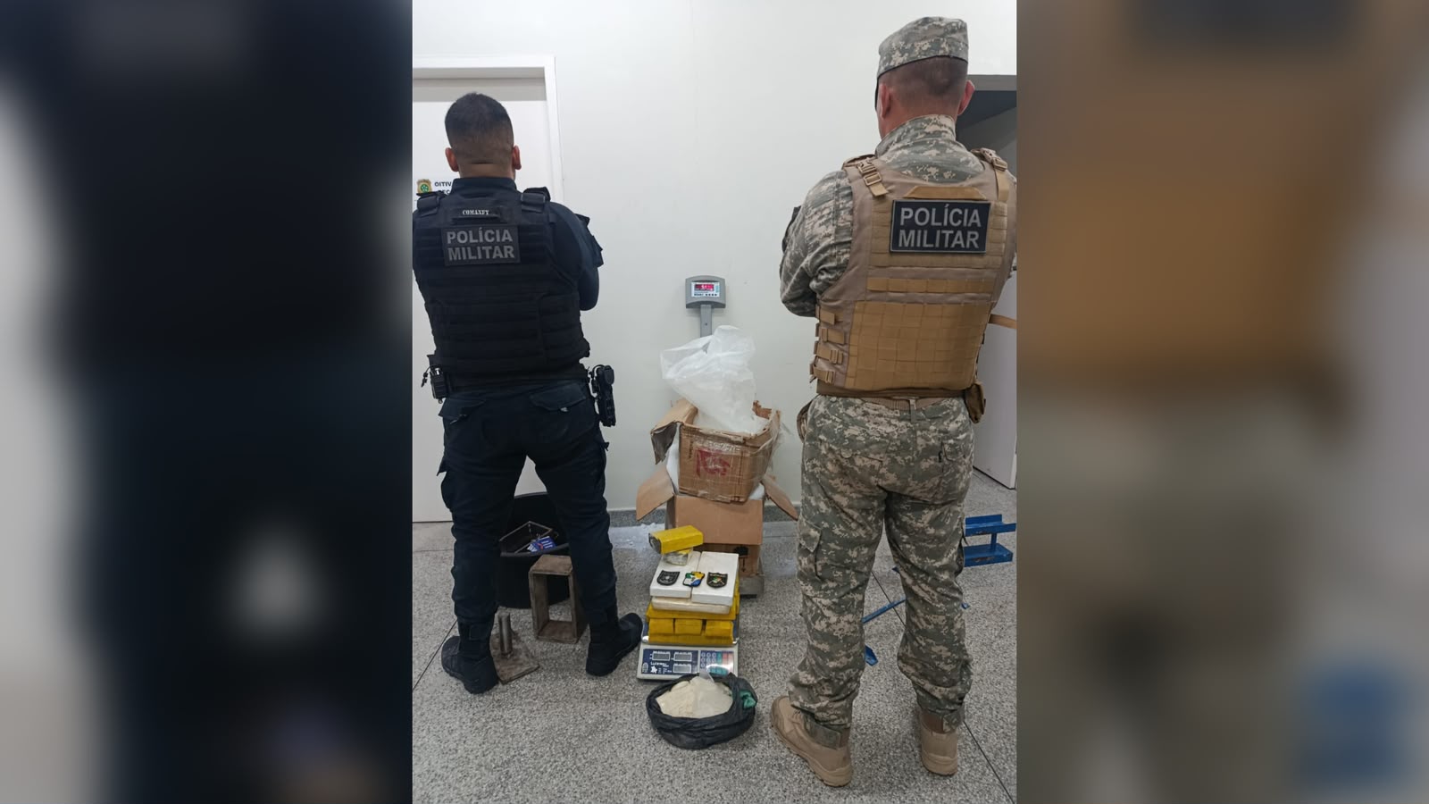 PM apreende 8 kg de maconha e cinco tabletes de cocaína na Zona Norte de Aracaju