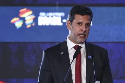 MEC irá pedir investigação de ameaças a universidades em redes sociais