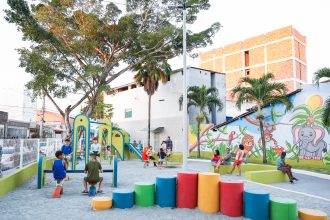 Prefeitura de Aracaju inaugura revitalização do Largo Professor Alcebíades Melo no conjunto Castelo Branco