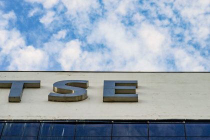 TSE ordena remoção de post falso sobre uso de droga em ato pró-Lula