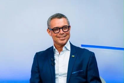 Fábio Mitidieri conquista reeleição e garante novo mandato no Governo de Sergipe