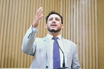 Camilo Daniel denuncia possível repasse de recursos de compras na Riachuelo ao PL de Aracaju