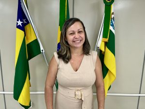 Segundo Itamaria Franco, assessora técnica dos ACS, os profissionais acompanham as condições de saúde dos moradores, verificam situações de risco social e levam informações as para qualificar a Atenção Primária(Foto: Ascom/SMS)